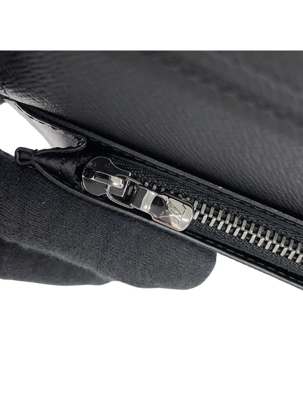 Louis Vuitton Wallet Monogram Eclipse Portefeuille Brazza Black